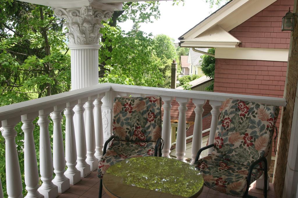 Niagara Classic Inn Экстерьер фото